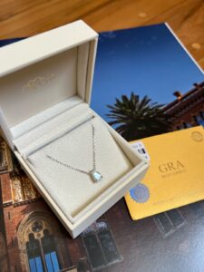 COLAR GOTINHA MOISSANITE