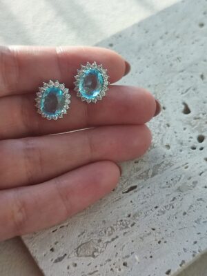 BRINCO OVAL ÁGUA MARINHA